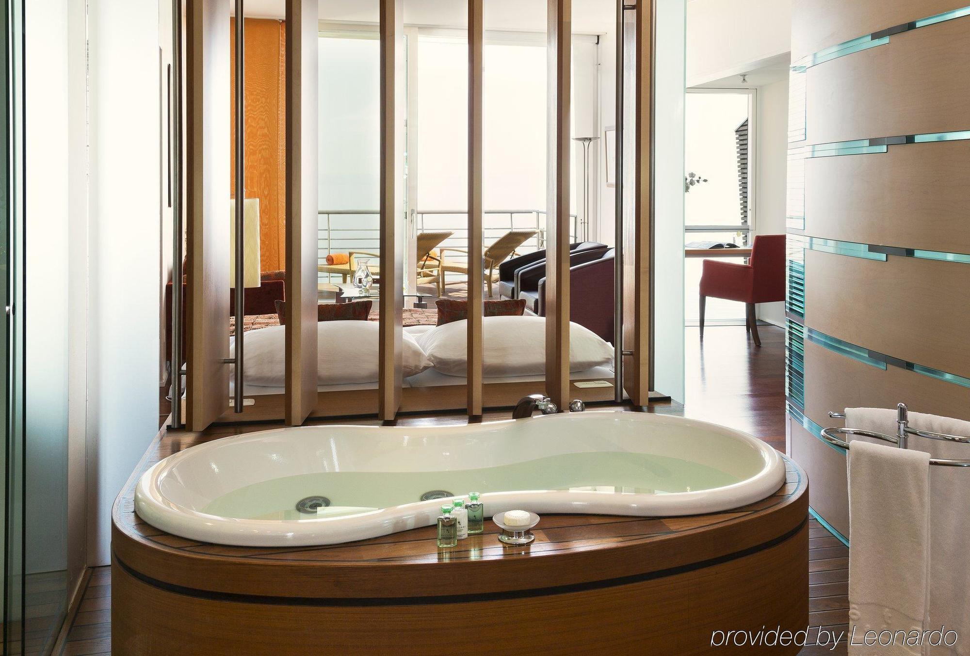 Palafitte Hotel 5*